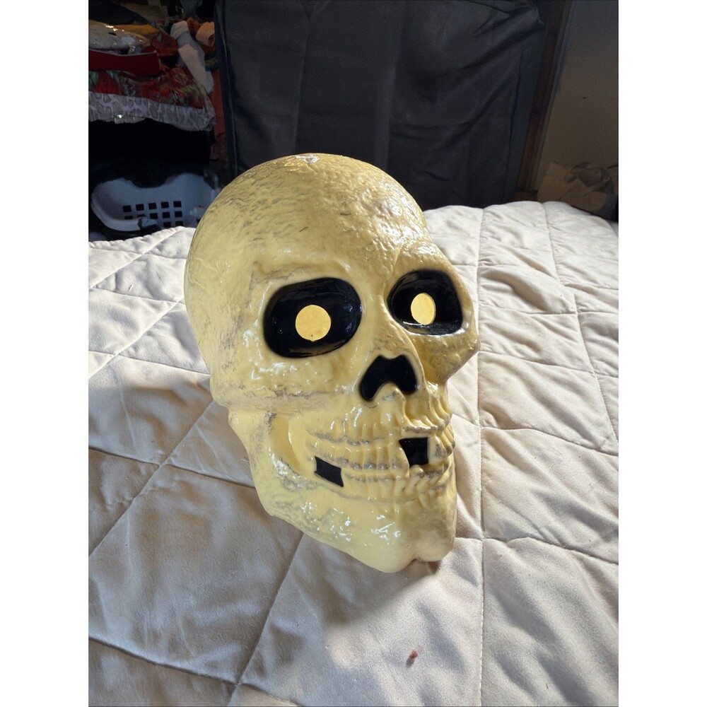 Huge Vintage Halloween Skull Lighted Blow Mold